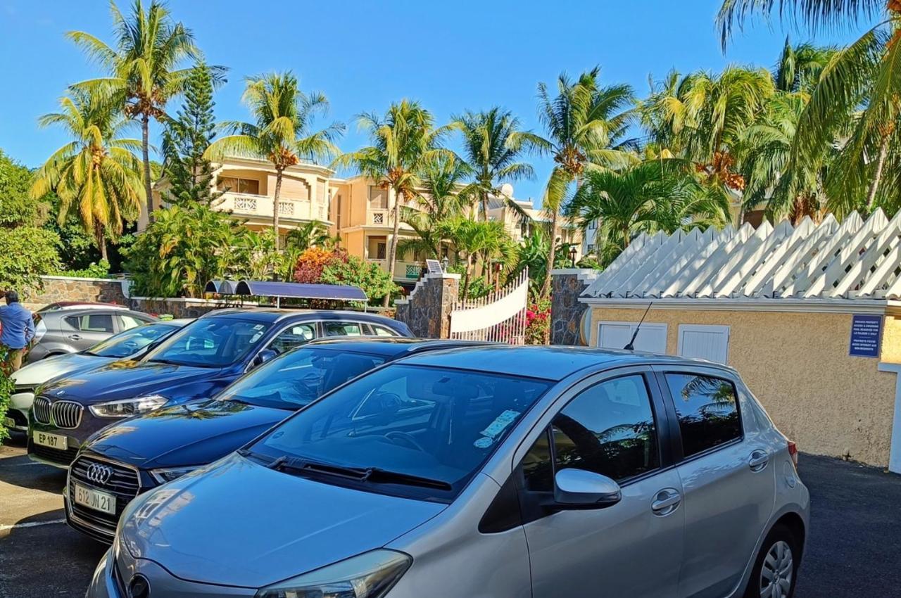 The Coastal Apartment Flic en Flac Экстерьер фото