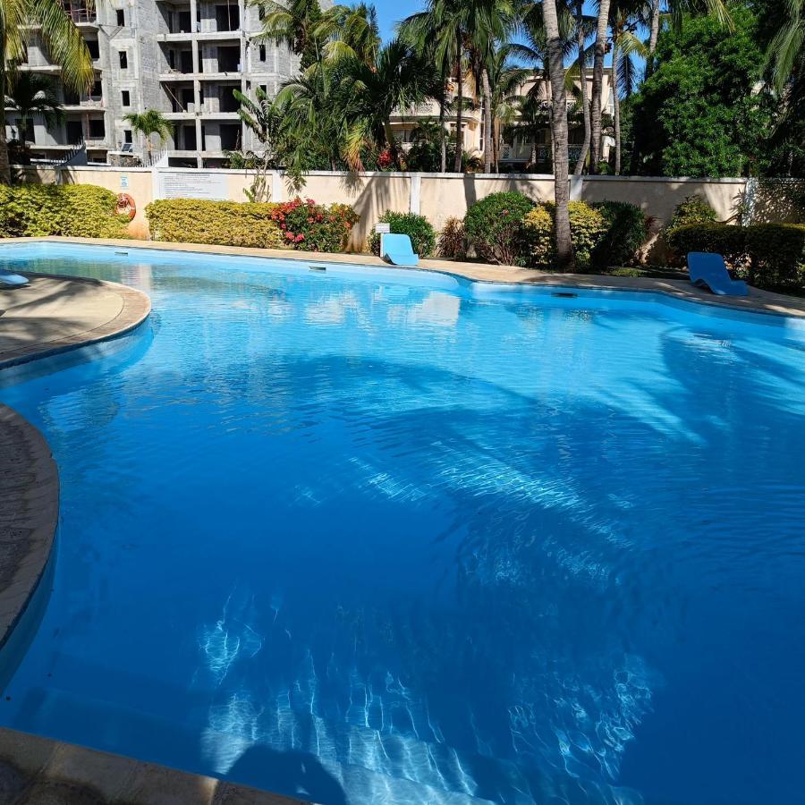 The Coastal Apartment Flic en Flac Экстерьер фото