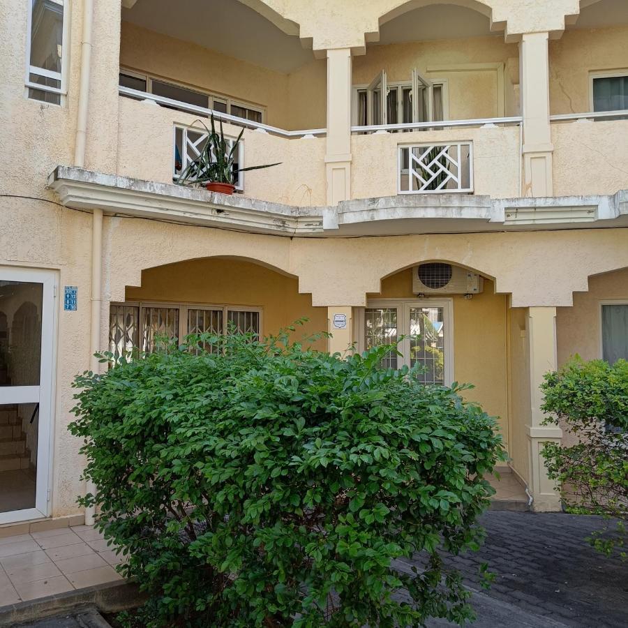The Coastal Apartment Flic en Flac Экстерьер фото